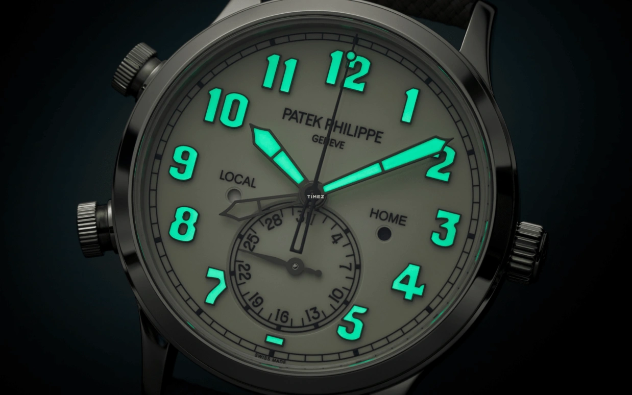 Patek Philippe,Calatrava 42mm,42mm,White Gold,White,Automatic,Day,Dule Time,Day / Night Indication,5524G,5524G-010