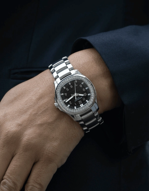 Patek Philippe,Aquanaut 35.20mm,35.20mm,Stainless Steel,Black,Quartz,Day,In-house Caliber,5087,5087/1A-001