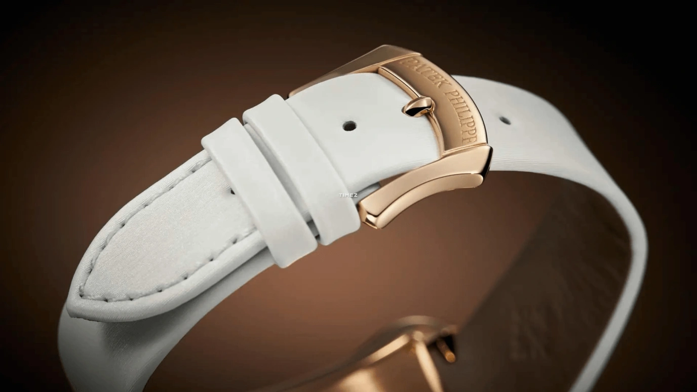 Patek Philippe,Gondolo 28.60x40.85mm,28.60x40.85mm,Rose Gold,Dual,Black,White,Quartz,In-house Caliber,Sapphire,Crystal Glass,4962,4962/200R-010