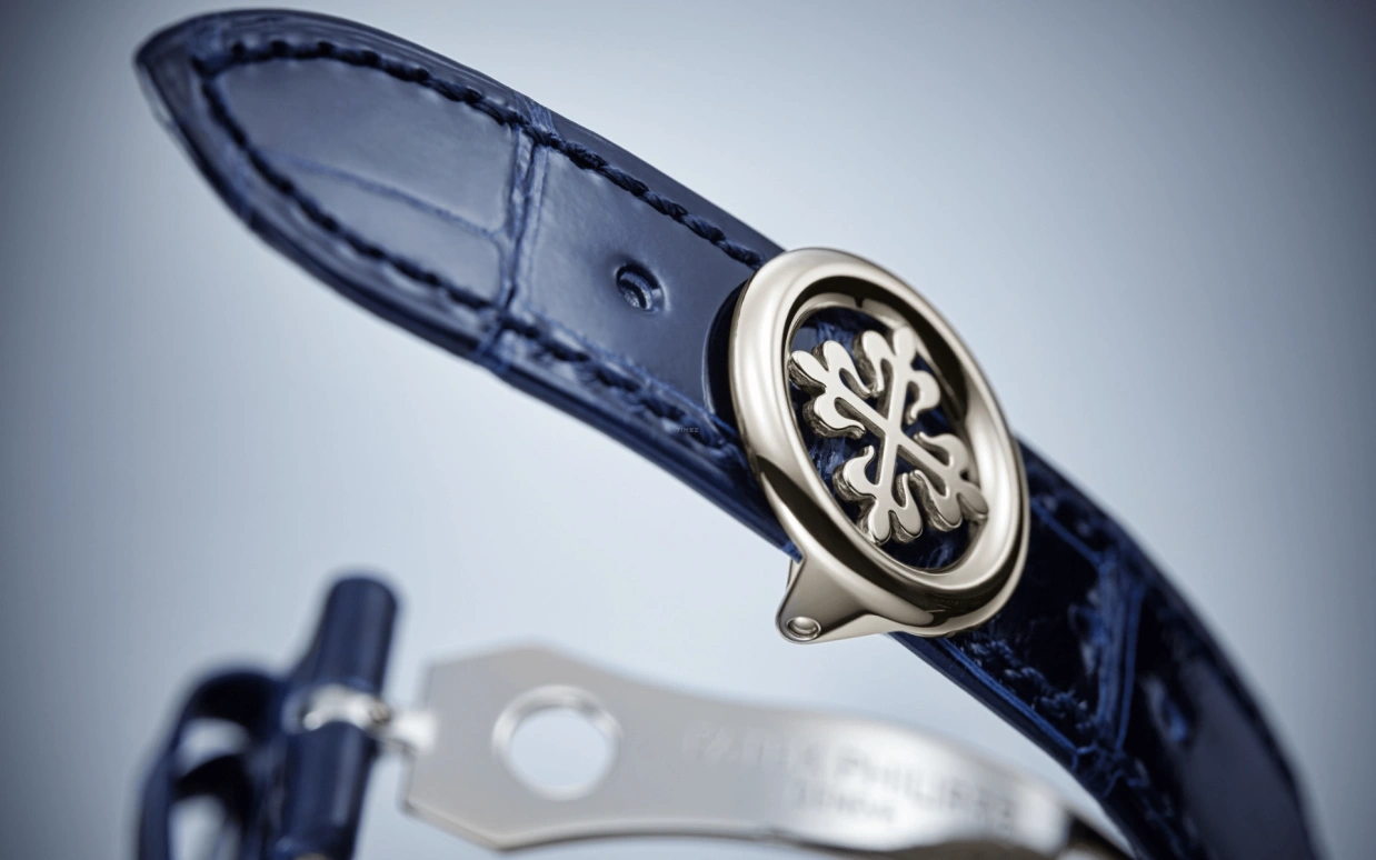 Patek Philippe,Grand Complications 41.30mm,41.30mm,Platinum,Blue,Handwound,Moonphase,Leap Year,Month,Date,38hours,In-house Caliber,5236P,5236P-001