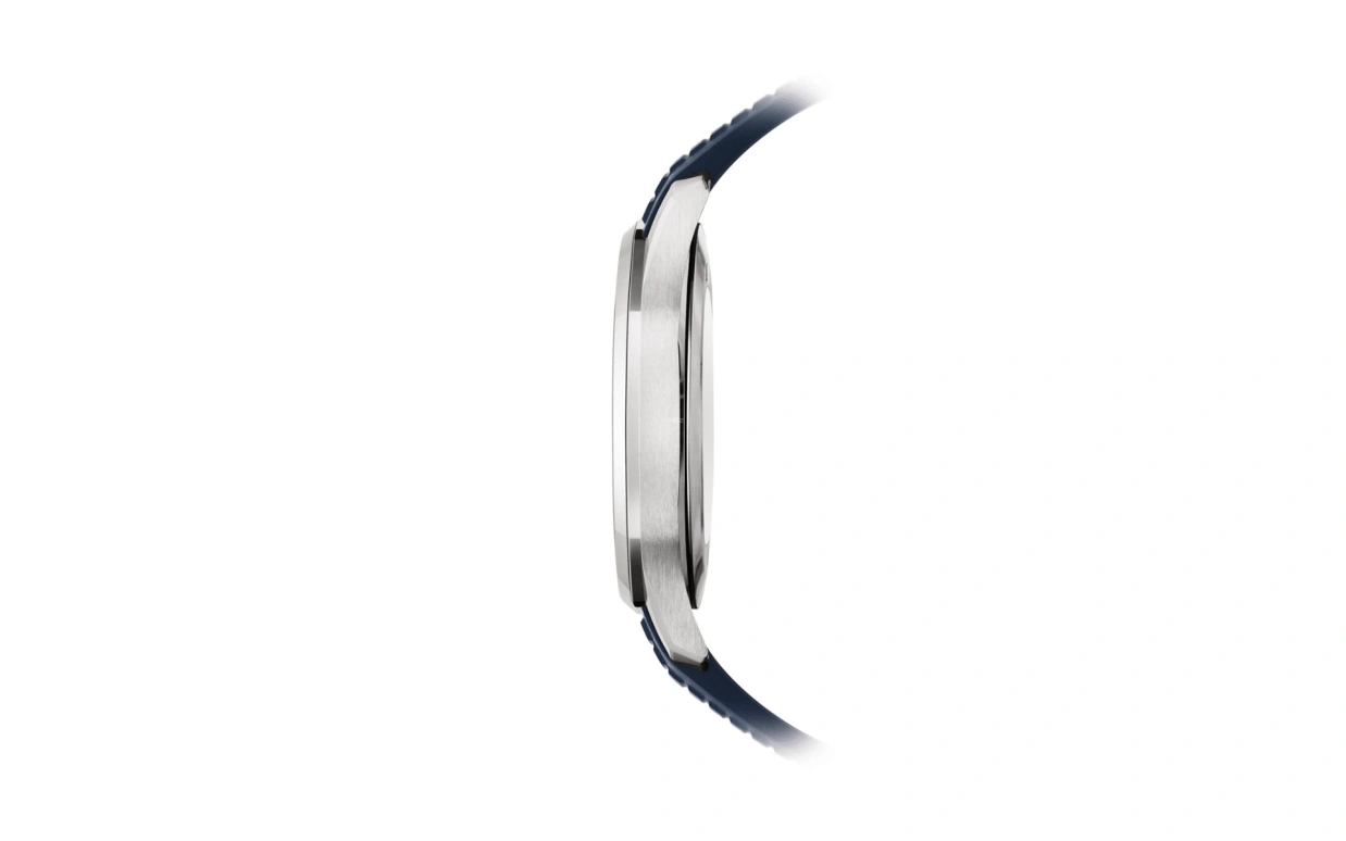 Patek Philippe,Aquanaut 42.20mm,42.20mm,White Gold,Blue,Automatic,45hours,In-house Caliber,Lisandro Martínez,Harry Kane,JJ Lin,5168G,5168G-001