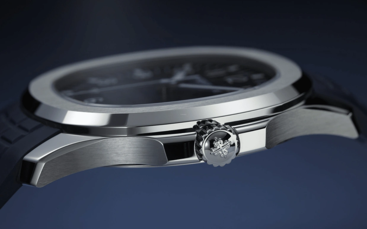 Patek Philippe,Aquanaut 42.20mm,42.20mm,White Gold,Blue,Automatic,45hours,In-house Caliber,Lisandro Martínez,Harry Kane,JJ Lin,5168G,5168G-001