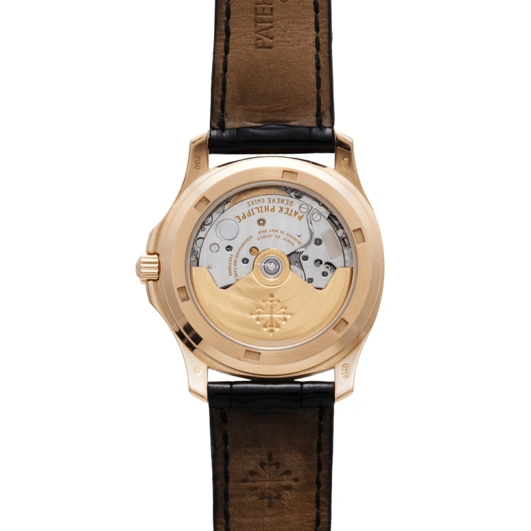 Patek Philippe,Nautilus 36mm,36mm,Rose Gold,White,Automatic,Day,Sapphire,Crystal Glass,5060SR,5060SR-010