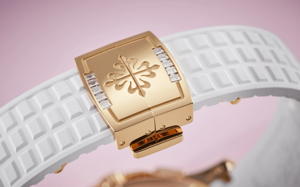 Patek Philippe,Aquanaut 39.90mm,39.90mm,Rose Gold,Multi-Color,White,Automatic,55hours,In-house Caliber,Yeoh Choo Kheng,Michelle Yeoh,Lionel Messi,Jimmy Butler,Ben Simmons,Paul Pogba,La Pulga,GOAT,7968,7968/300R-001