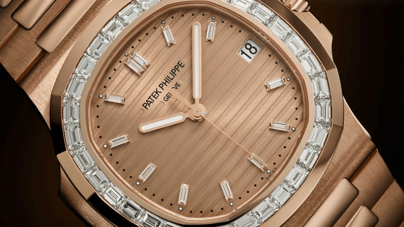 Patek Philippe,Nautilus 40mm,40mm,Rose Gold,Automatic,Day,45hours,Trevor Noah,5723,5723/1R-001