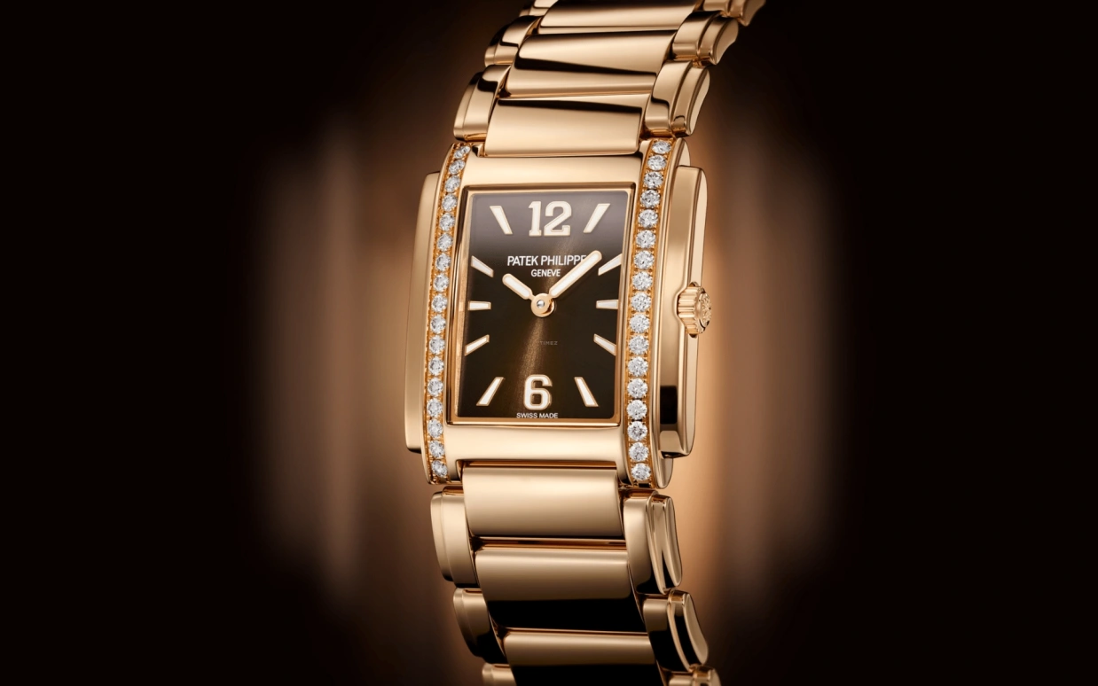 Patek Philippe,Twenty~4 25.10mm,25.10mm,Rose Gold,Brown,Quartz,In-house Caliber,Sapphire,4910,4910/1201R-001