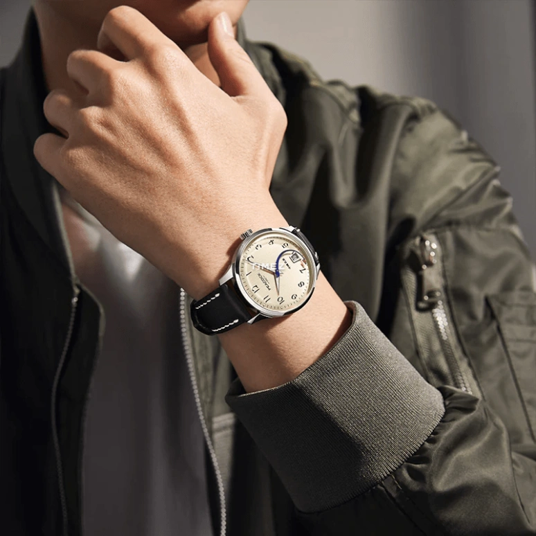 Peacock,Treasured 38.50mm,38.50mm,Stainless Steel,Cream,Automatic,Day,38hours,PCG0202,PCG0202.01