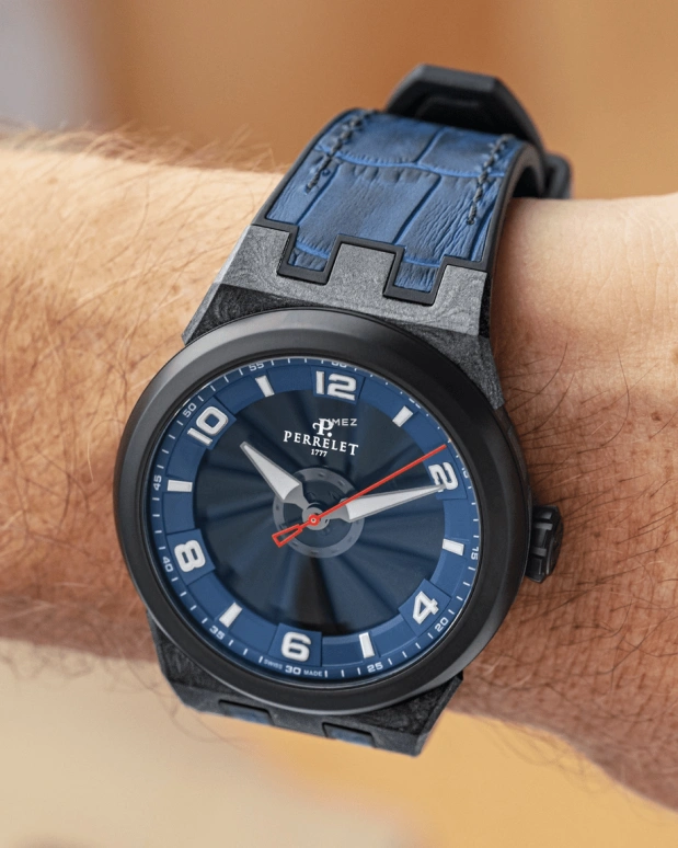 Perrelet,Turbine 45.50mm,45.50mm,Stainless Steel,Carbon,Polycarbonate,Black,Blue,Automatic,42hours,In-house Caliber,A4065,A4065/2