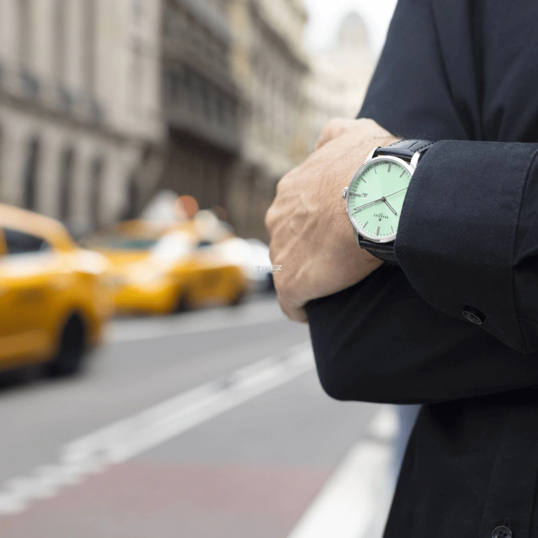 Perrelet,Weekend 39mm,39mm,Stainless Steel,Green,Automatic,Day,42hours,A1300,A1300/E
