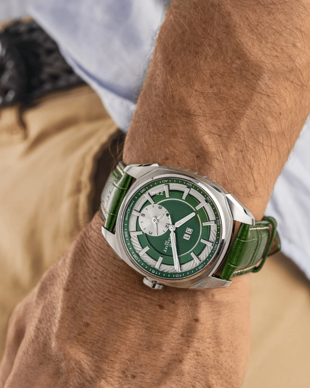 Perrelet,Lab Peripheral 42mm,42mm,Stainless Steel,Green,Automatic,Dule Time,GMT,Big Date,Day / Night Indication,42hours,In-house Caliber,A1101,A1101/5