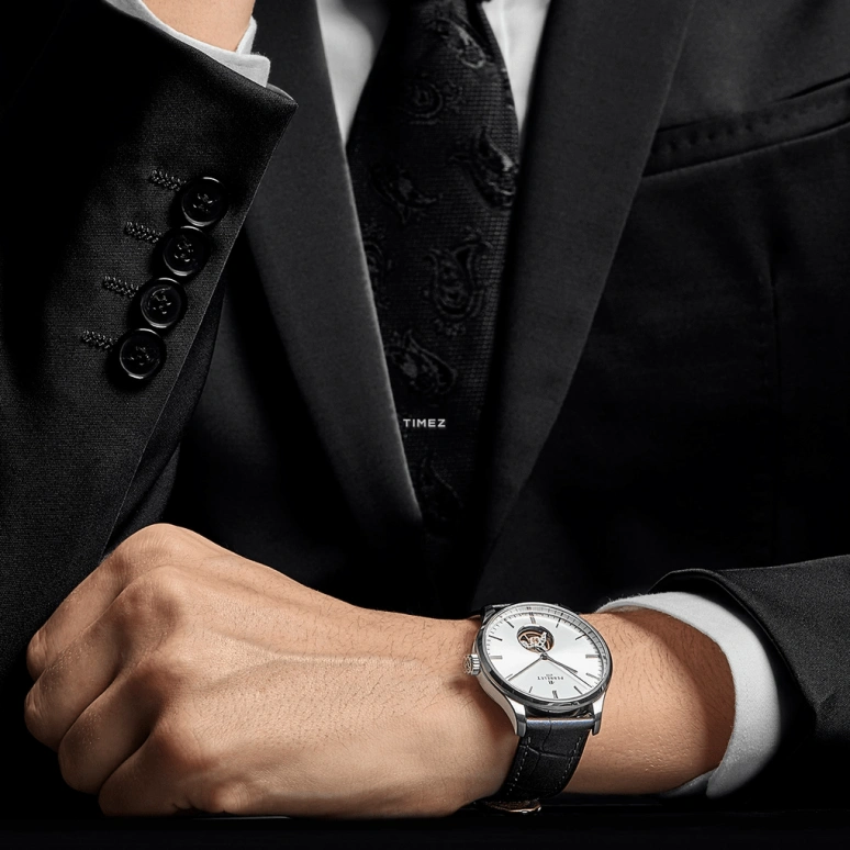 Perrelet,Weekend 39mm,39mm,Stainless Steel,Silver,Automatic,42hours,In-house Caliber,A1302,A1302/1