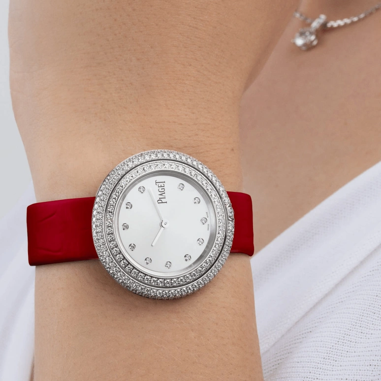 Piaget,Possession 34mm,34mm,White Gold,White,Quartz,In-house Caliber,Sapphire,Crystal Glass,G0A44295