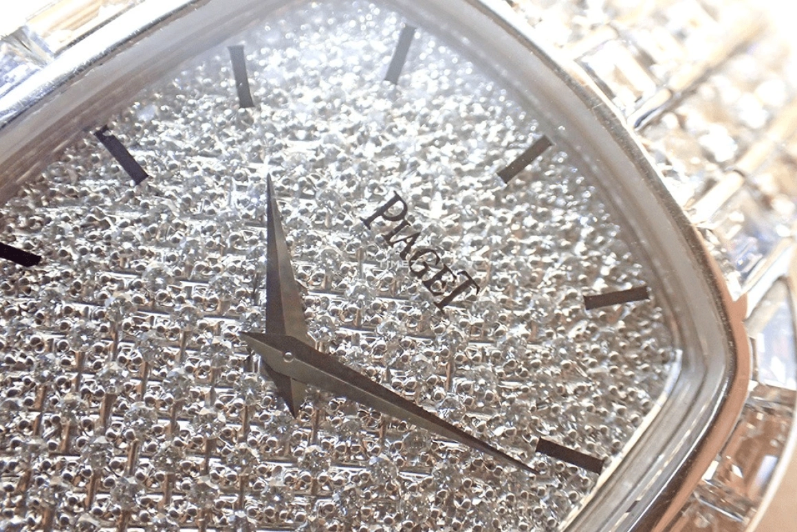 Piaget,Other 32mm,32mm,White Gold,Silver,Sapphire,Cushion,9741H66