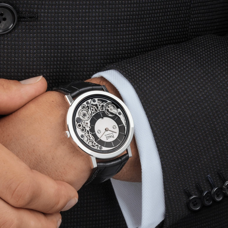 Piaget,Altiplano 41mm,41mm,White Gold,Silver,Black,Skeleton,Automatic,In-house Caliber,Sapphire,Crystal Glass,G0A43121