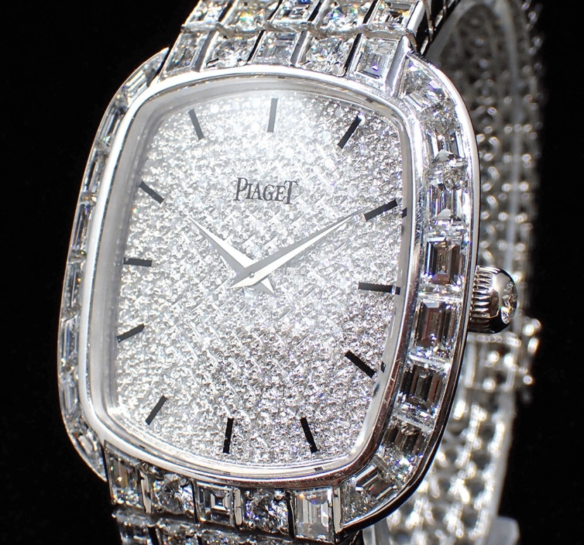Piaget,Other 32mm,32mm,White Gold,Silver,Sapphire,Cushion,9741H66