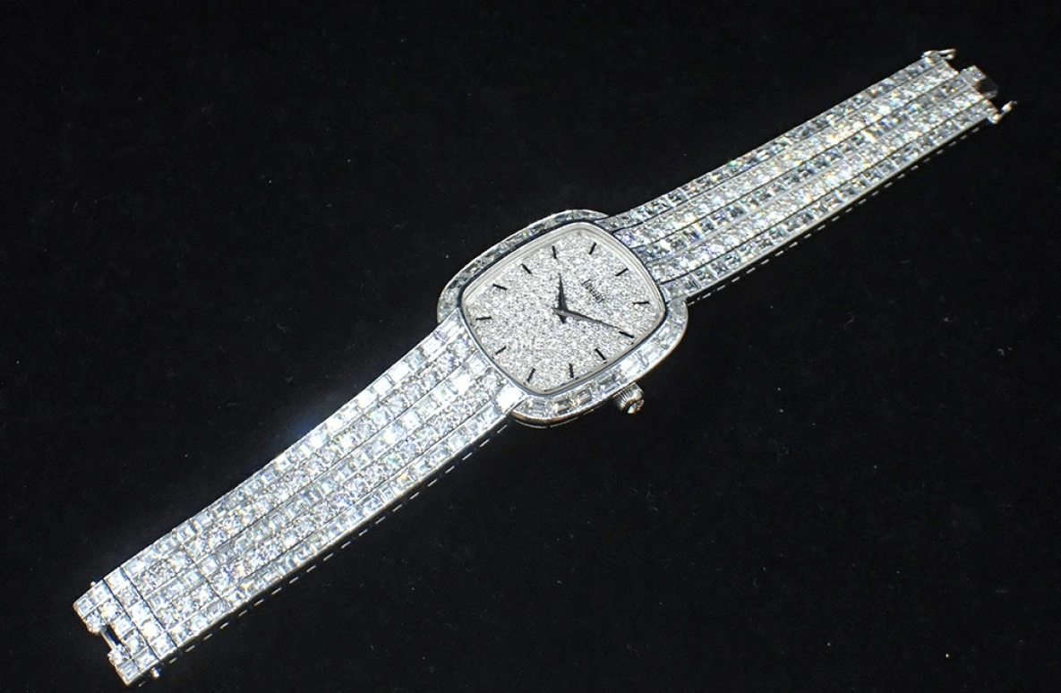 Piaget,Other 32mm,32mm,White Gold,Silver,Sapphire,Cushion,9741H66