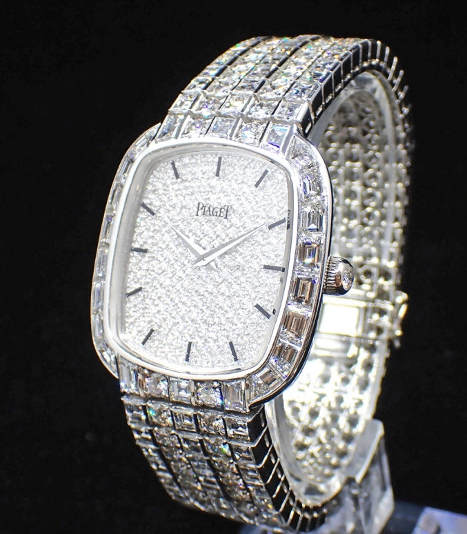 Piaget,Other 32mm,32mm,White Gold,Silver,Sapphire,Cushion,9741H66