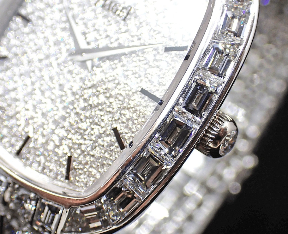 Piaget,Other 32mm,32mm,White Gold,Silver,Sapphire,Cushion,9741H66