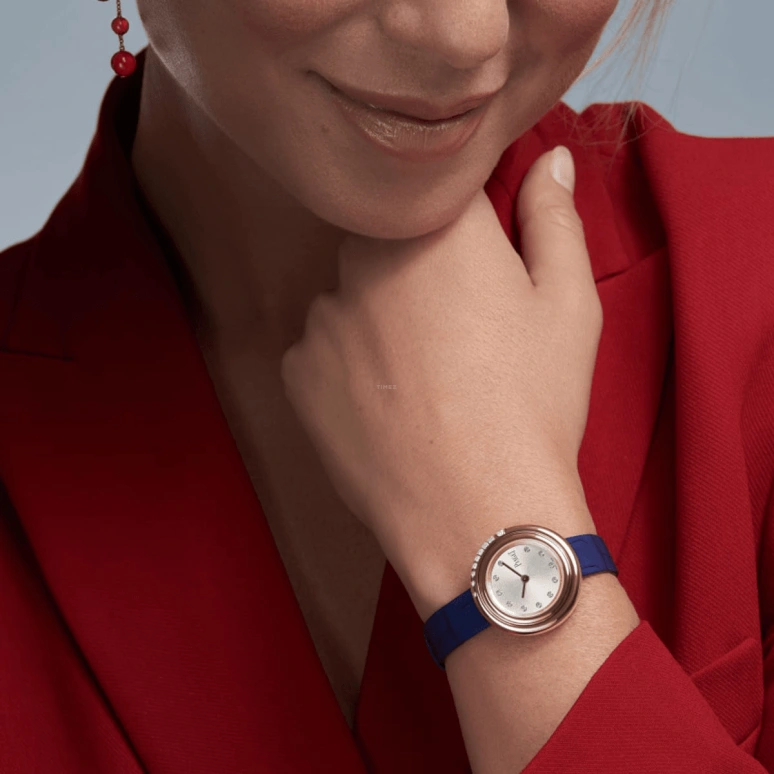 Piaget,Possession 29mm,29mm,Rose Gold,Silver White,Quartz,In-house Caliber,Sapphire,Crystal Glass,G0A45062