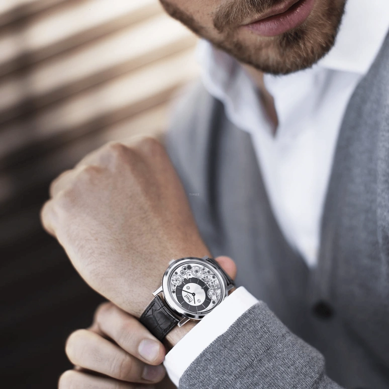 Piaget,Altiplano 41mm,41mm,White Gold,Silver,Black,Skeleton,Automatic,In-house Caliber,Sapphire,Crystal Glass,G0A43121