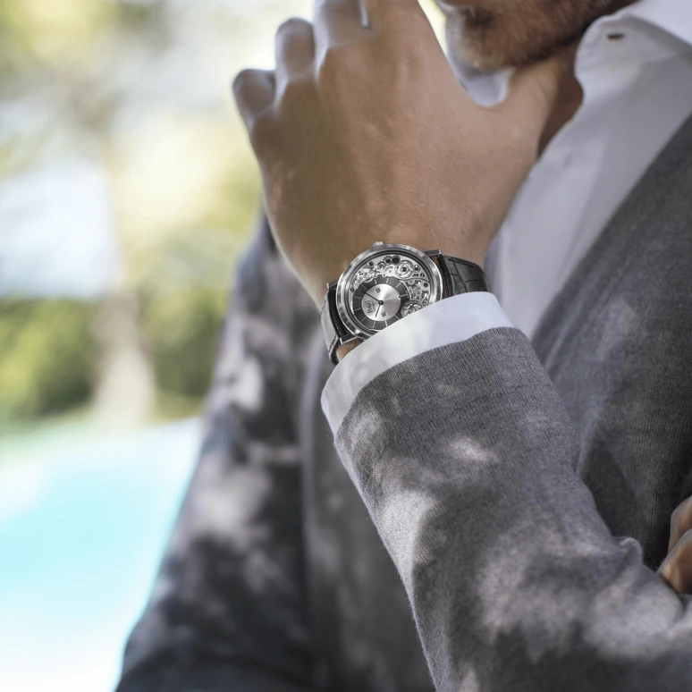Piaget,Altiplano 41mm,41mm,White Gold,Silver,Black,Skeleton,Automatic,In-house Caliber,Sapphire,Crystal Glass,G0A43121