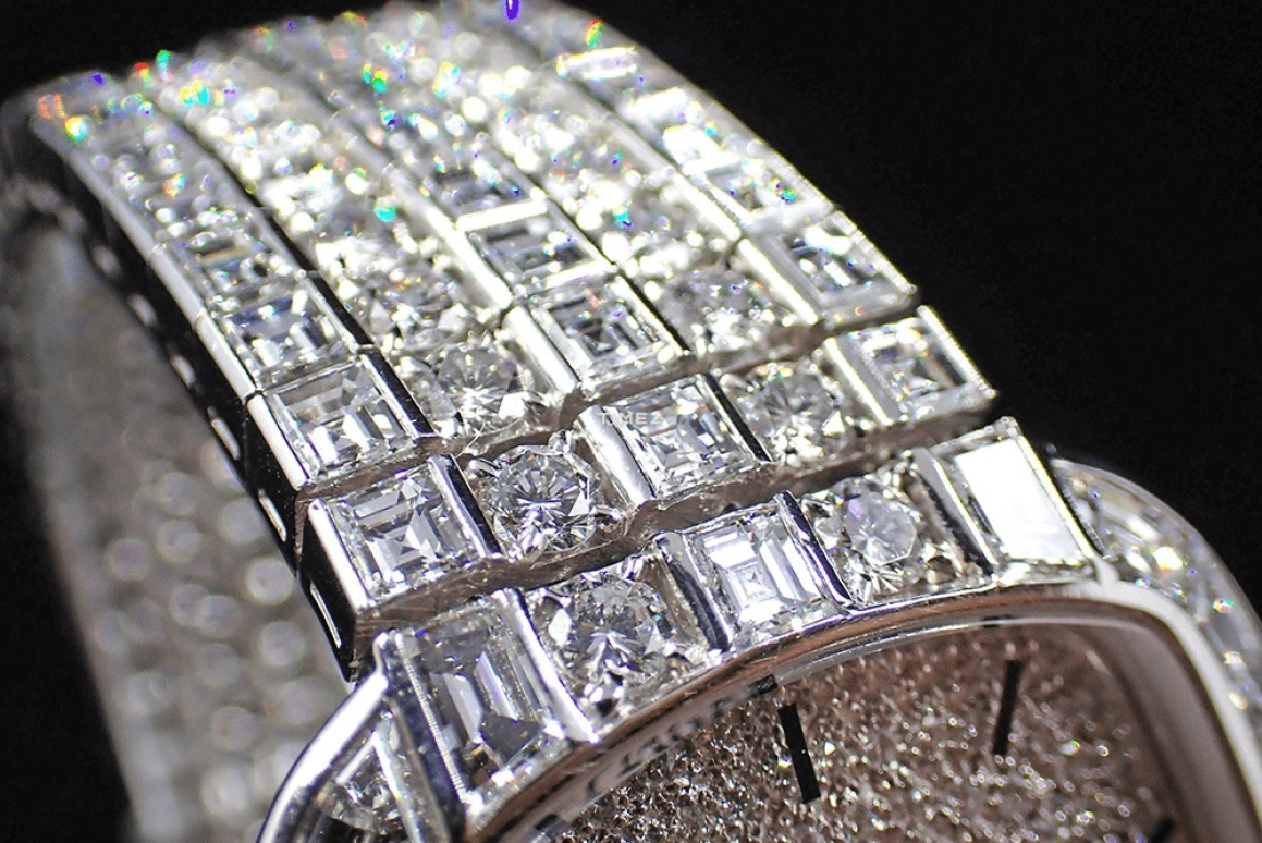 Piaget,Other 32mm,32mm,White Gold,Silver,Sapphire,Cushion,9741H66