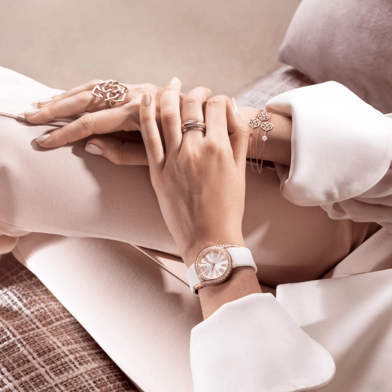 Piaget,Limelight 32mm,32mm,Rose Gold,Silver,Quartz,In-house Caliber,Sapphire,Crystal Glass,G0A41181