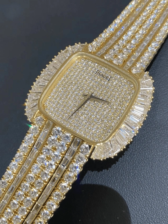 Piaget,Other 34mm,34mm,Yellow Gold,Gold,Quartz,Square,77280