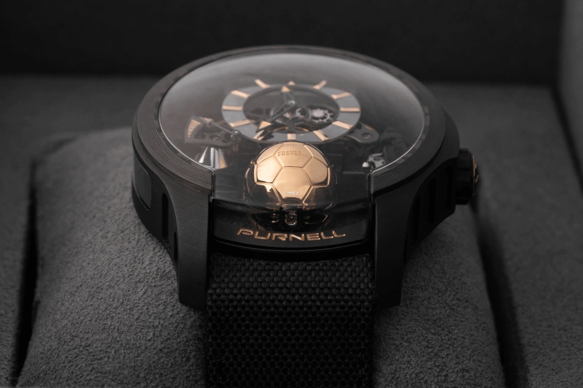 PURNELL,Escape Legend 48x19mm,48x19mm,Carbon,Skeleton,Handwound,Power Reserve Indicator,Tourbillon,P10BKCN