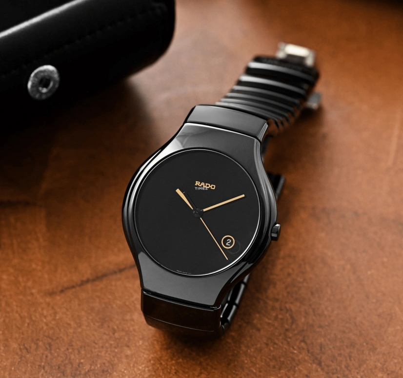 Rado,True Round 40mm,40mm,Ceramic,Black,Quartz,Day,Sapphire,Crystal Glass,R27653172
