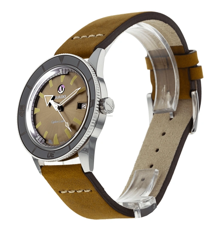 Rado,Captain Cook 37.30mm,37.30mm,Stainless Steel,Brown,Automatic,Day,80hours,R32500315