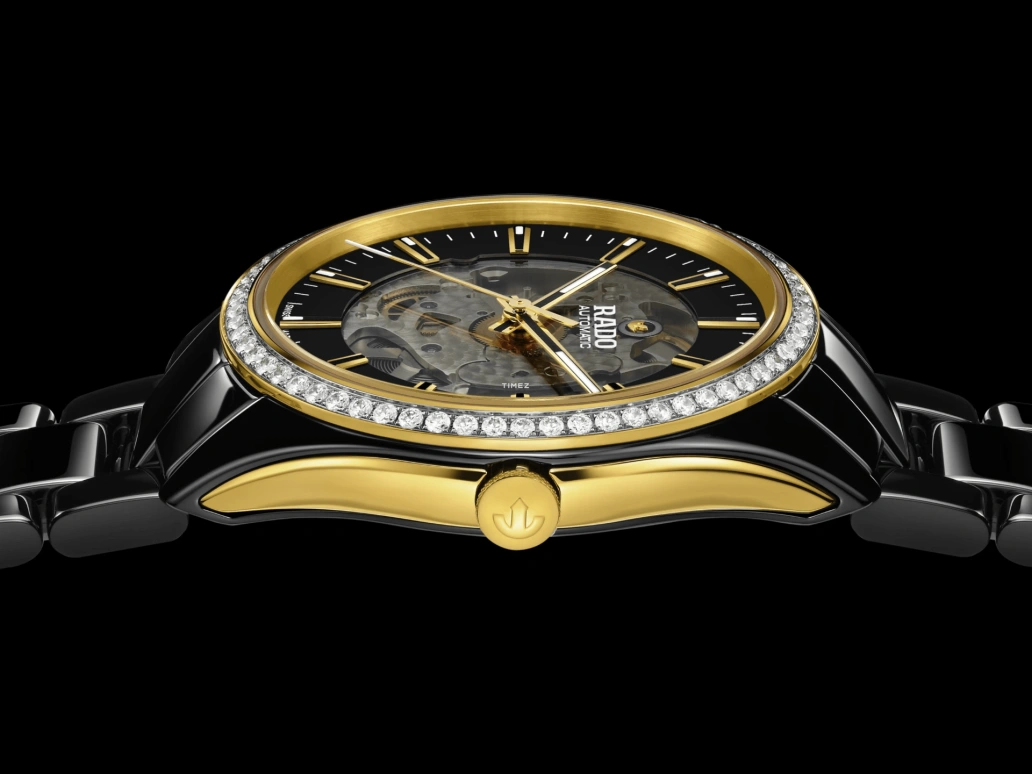 Rado,HyperChrome 42mm,42mm,Ceramic,Grey,Black,Automatic,In-house Caliber,Sapphire,Crystal Glass,R32157152