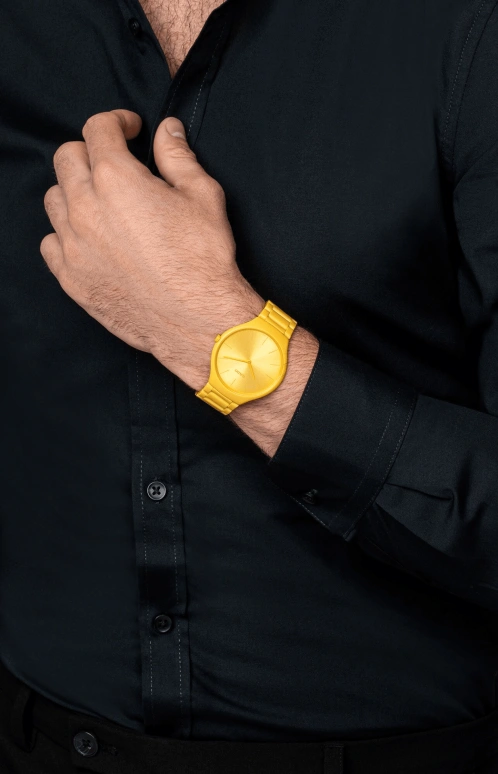 Rado,True Thinline 39mm,39mm,Ceramic,Yellow,Quartz,In-house Caliber,Sapphire,Crystal Glass,R27093632