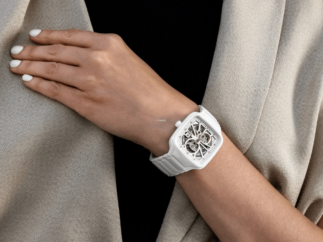 Rado,True Square 38mm,38mm,Ceramic,White,Skeleton,Automatic,80hours,In-house Caliber,R27073702
