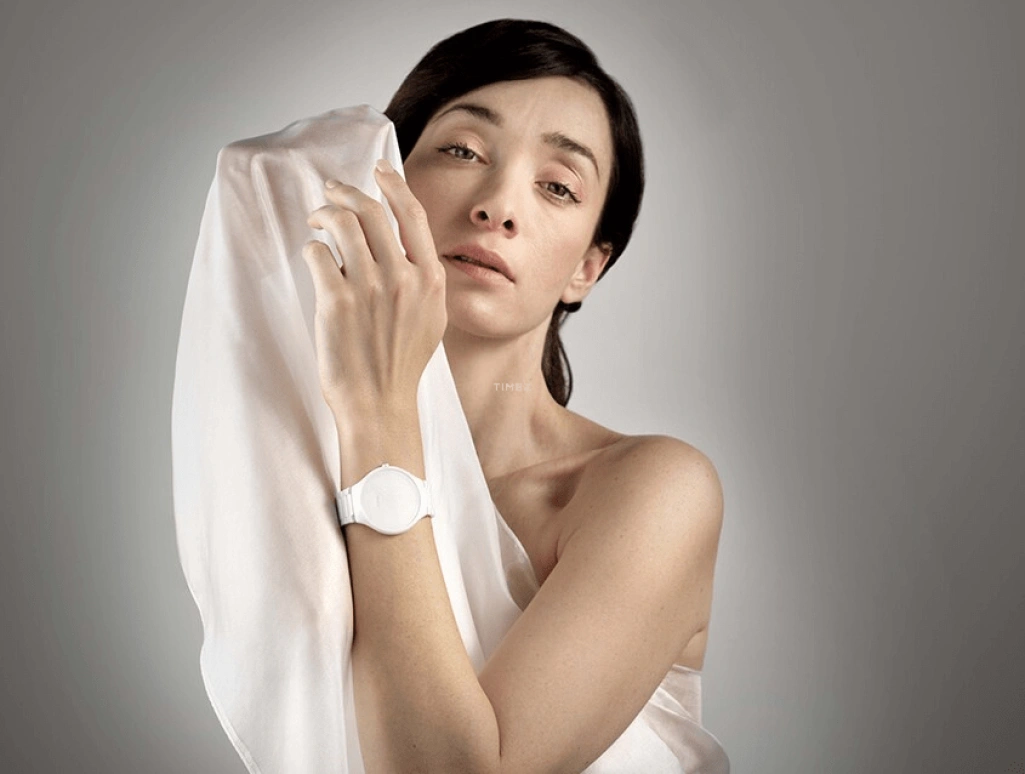 Rado,True Thinline 39mm,39mm,Ceramic,White,Quartz,In-house Caliber,Sapphire,Crystal Glass,R27015012