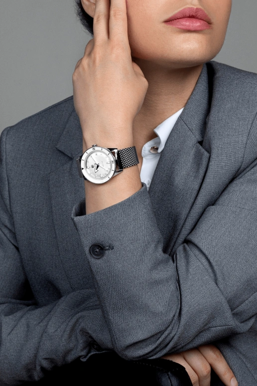 Rado,Captain Cook 37.30mm,37.30mm,Stainless Steel,White,Automatic,Date,Anti-magnetic,R32500703