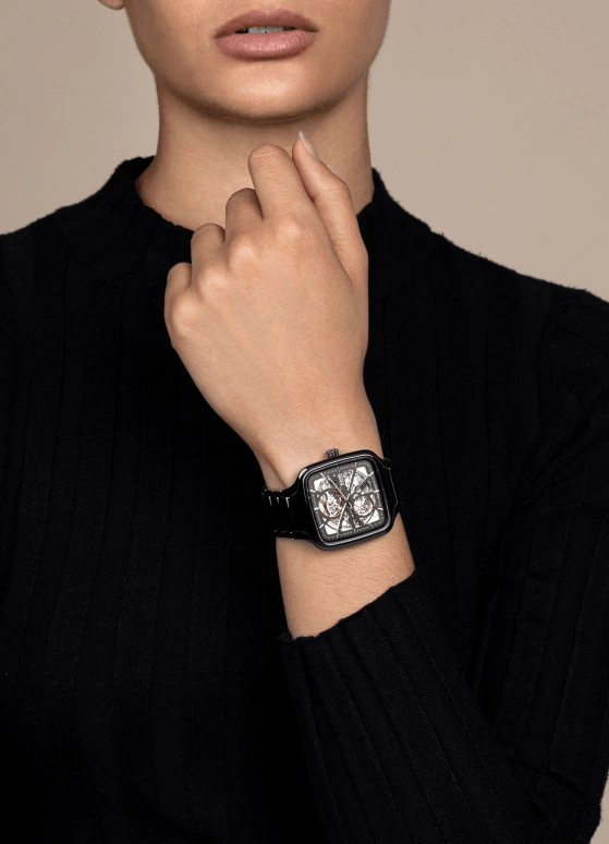 Rado,True Square 38x44.20mm,38x44.20mm,Ceramic,Black,Automatic,80hours,In-house Caliber,R27086162
