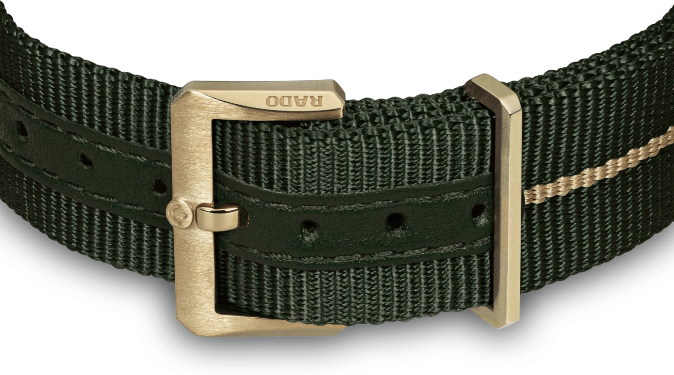 Rado,Captain Cook 42mm,42mm,Bronze,Green,Automatic,Day,In-house Caliber,R32504317