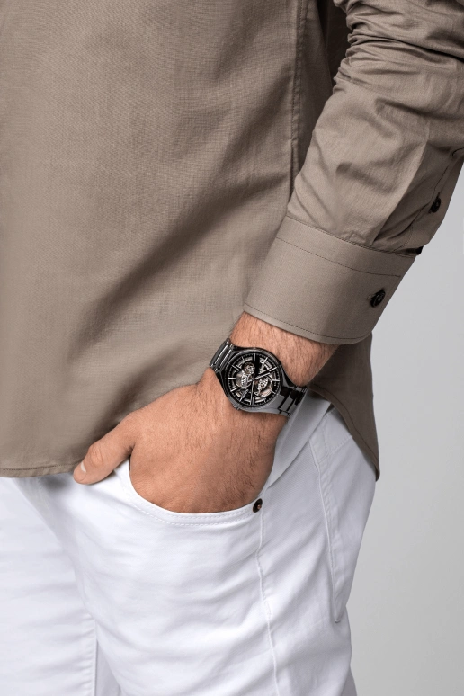 Rado,True Round 40mm,40mm,Ceramic,Black,Quartz,Day,In-house Caliber,R27239712