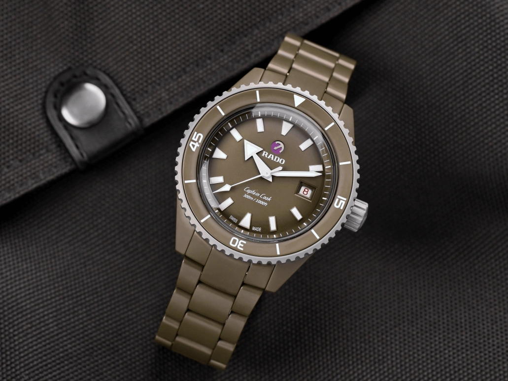 Rado,Captain Cook 43mm,43mm,Ceramic,Olive Green,Automatic,Day,80hours,R32130312