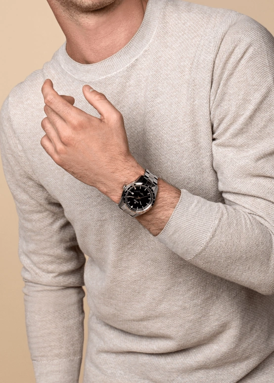 Rado,HyperChrome 44mm,44mm,Stainless Steel,Black,Automatic,Dule Time,In-house Caliber,R32050163