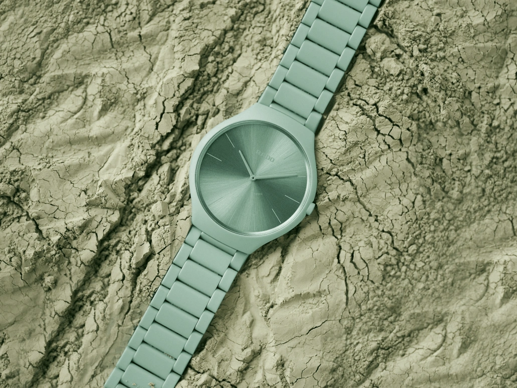 Rado,True Thinline 39mm,39mm,Ceramic,Green,Quartz,In-house Caliber,Sapphire,Crystal Glass,R27096662