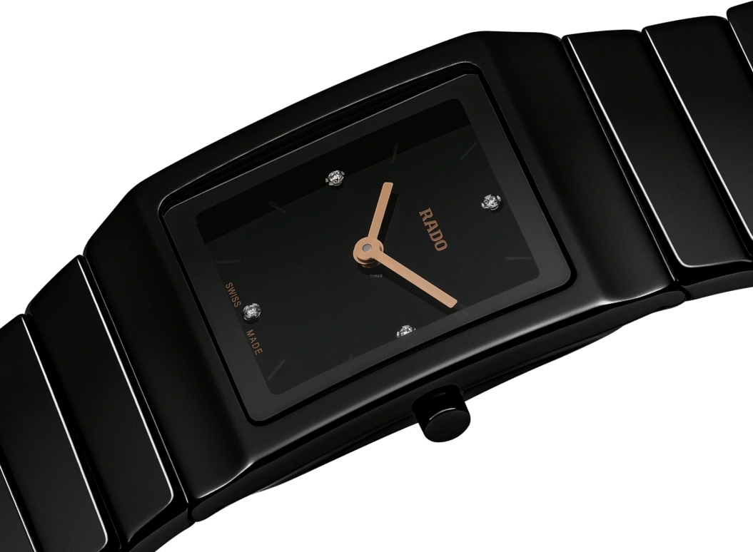 Rado,Ceramica 22.90x31.70mm,22.90x31.70mm,Ceramic,Black,Quartz,In-house Caliber,Sapphire,Crystal Glass,R21702722