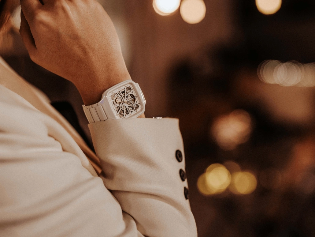 Rado,True Square 38mm,38mm,Ceramic,White,Skeleton,Automatic,80hours,In-house Caliber,R27073702