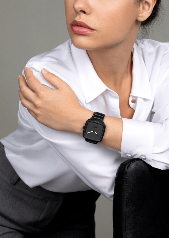 Rado,True Square 38x44.20mm,38x44.20mm,Ceramic,Black,Automatic,80hours,In-house Caliber,R27075152