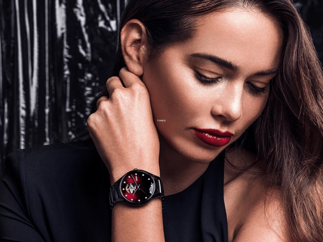 Rado,True Round 40mm,40mm,Ceramic,Gradient,Red,Automatic,In-house Caliber,Sapphire,R27107742