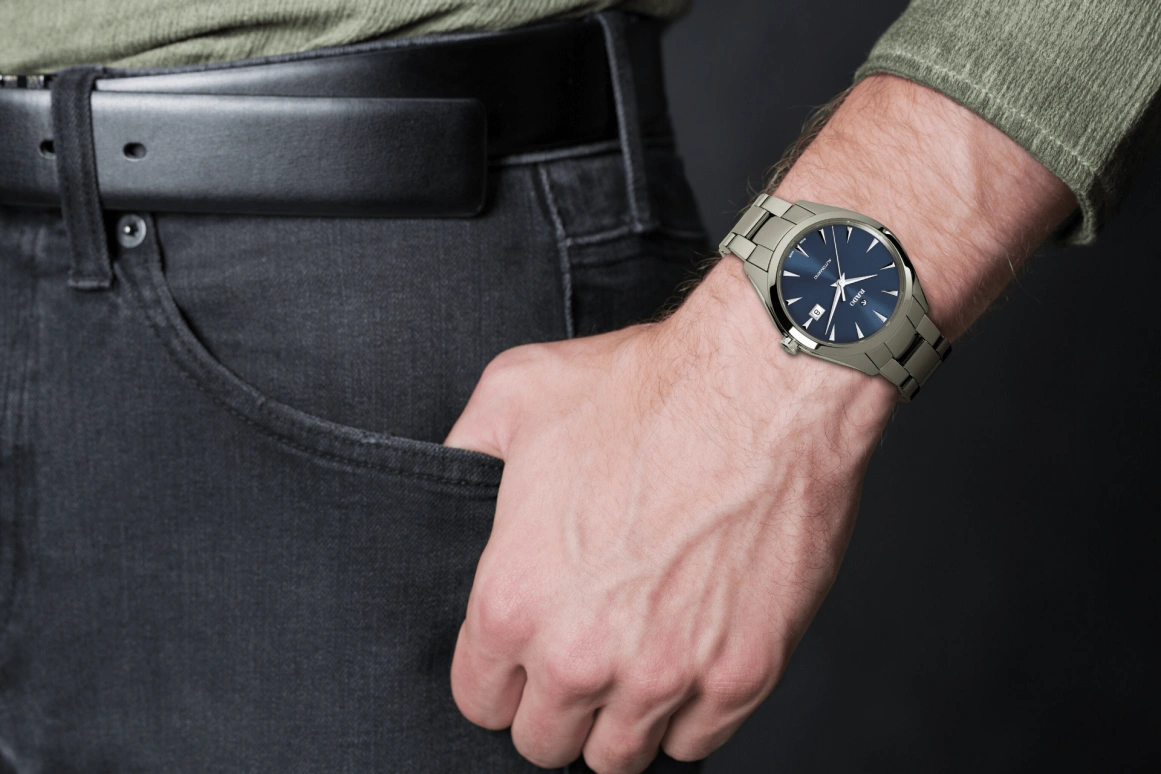 Rado,HyperChrome 42mm,42mm,Stainless Steel,Ceramic,Blue,Automatic,Day,In-house Caliber,R32254202