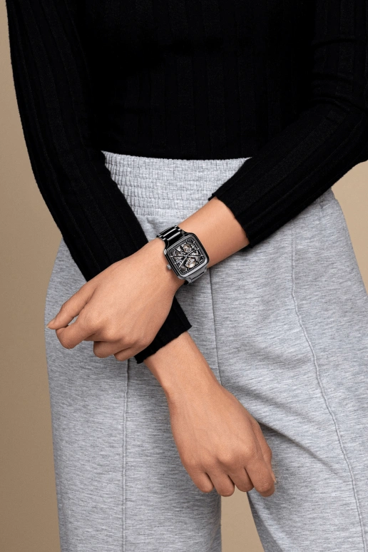 Rado,True Square 38x44.20mm,38x44.20mm,Ceramic,Blue,Automatic,80hours,In-house Caliber,R27083202