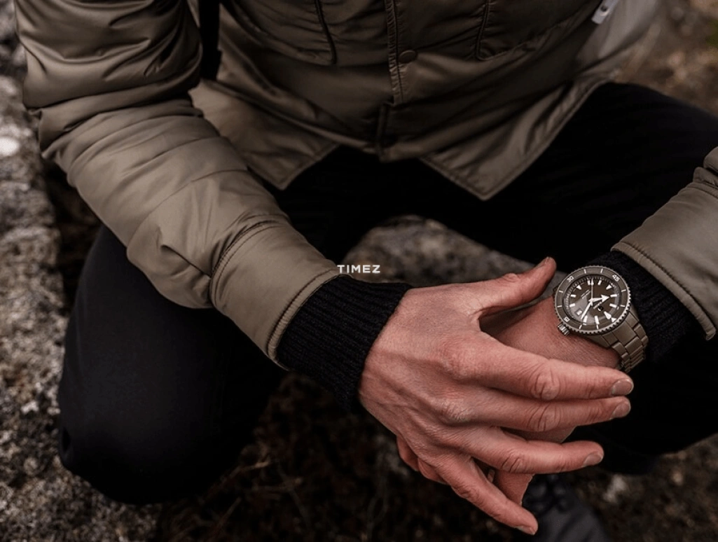 Rado,Captain Cook 43mm,43mm,Ceramic,Olive Green,Automatic,Day,80hours,R32130312