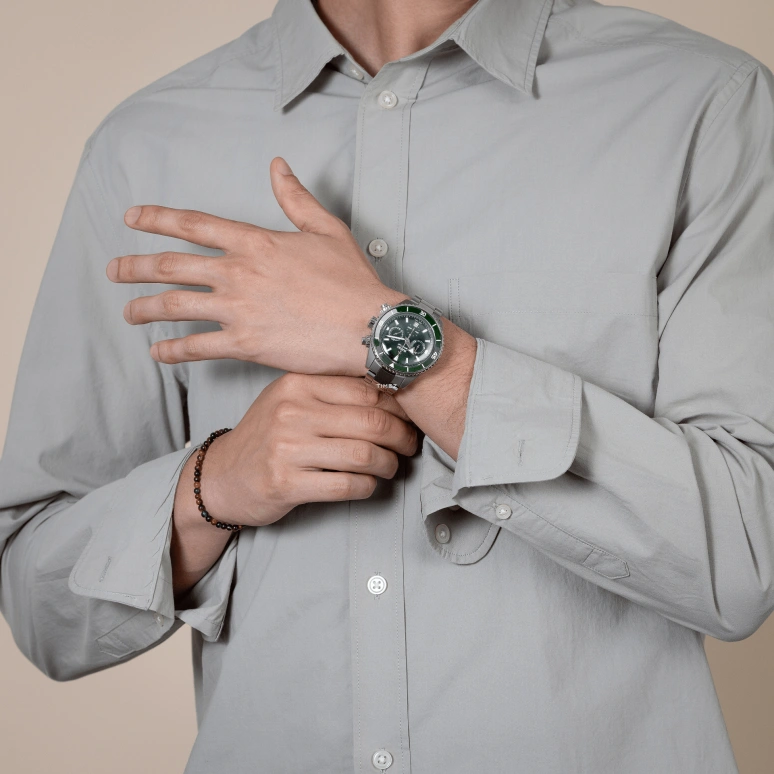 Rado,Captain Cook 43mm,43mm,Stainless Steel,Ceramic,Green,Quartz,Chronograph,Day,Anti-magnetic,R32189313